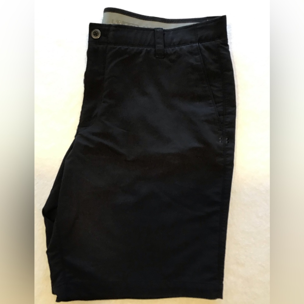 Under Armour M 42 Match Play Stretch Golf Short in Black - 11" inseam